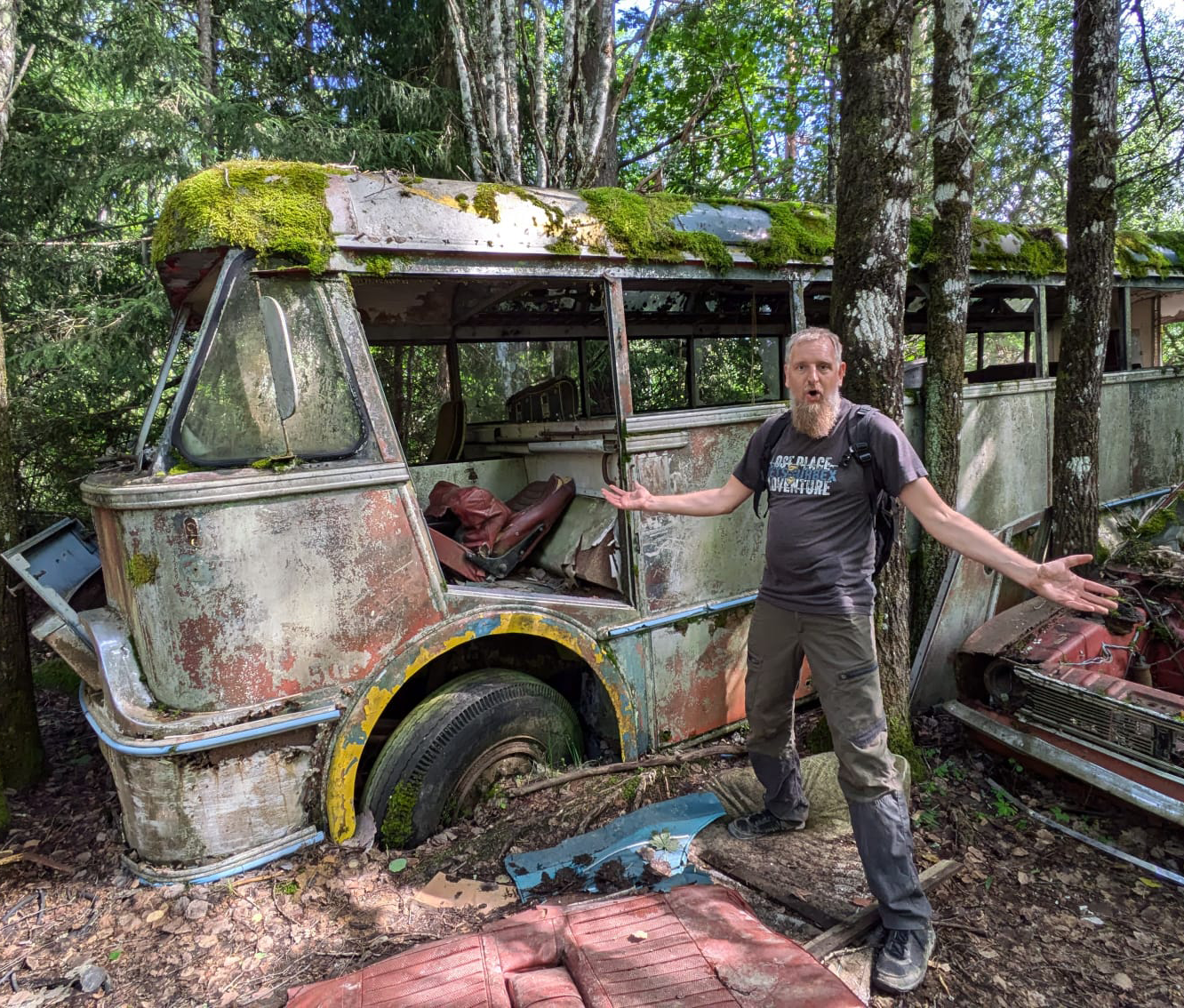 Stefan bei einem Lost Place